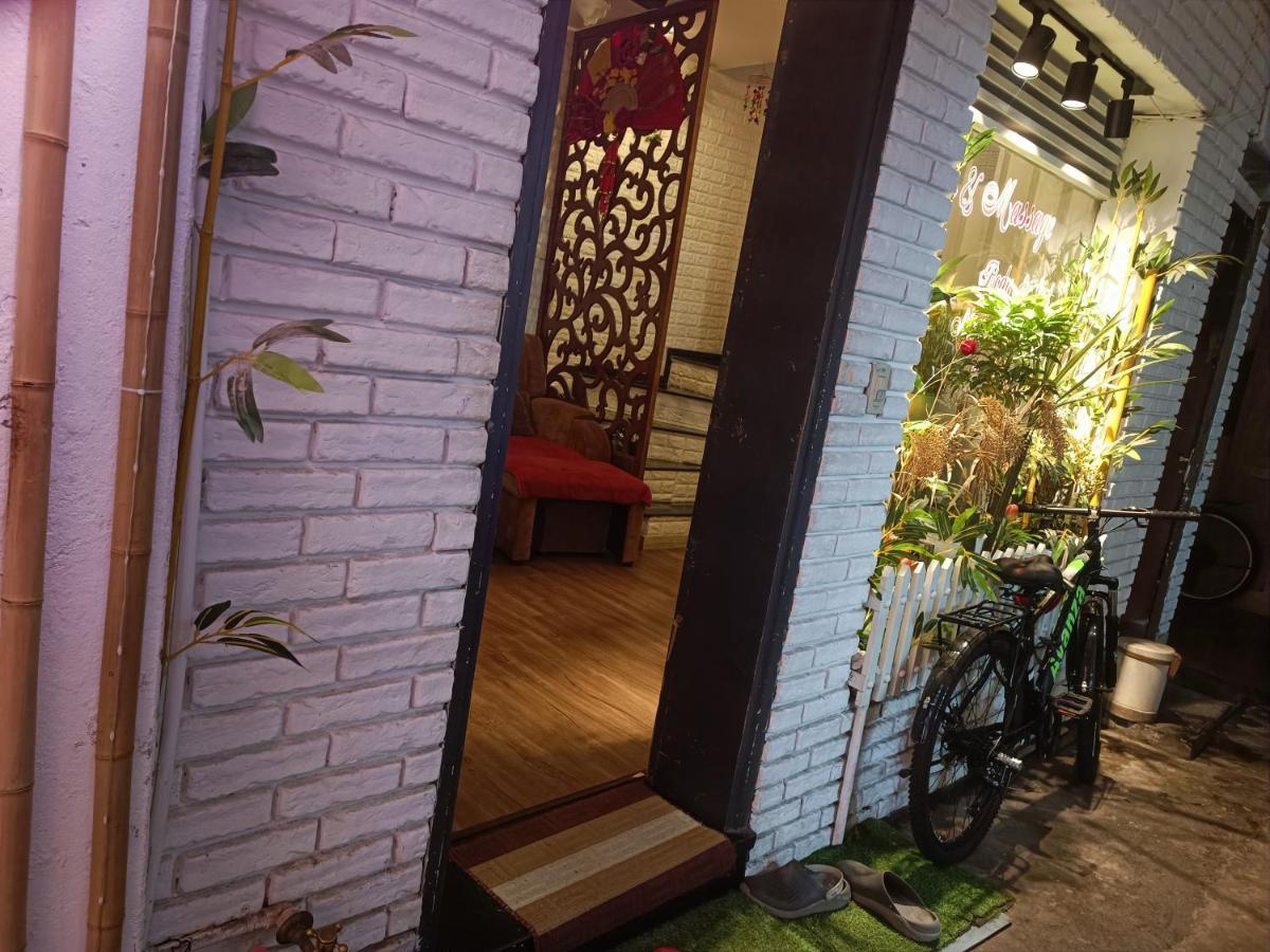 Hoan Kiem Lake Center Hanoi Esterno foto